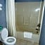 Village Inn & Suites - Smithville