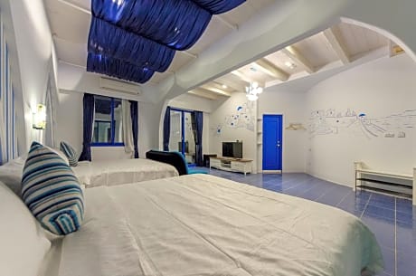 Premium Quadruple Room