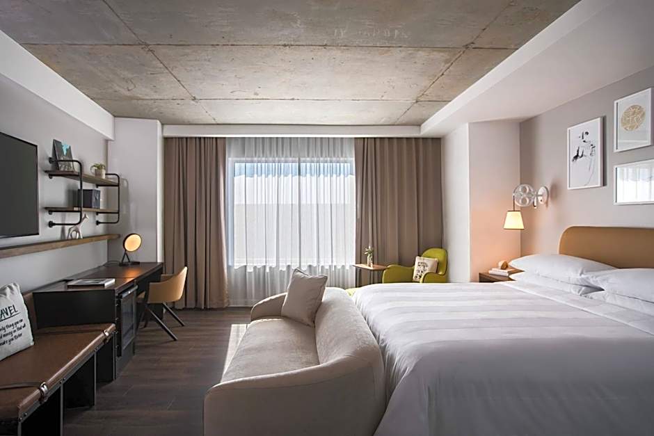 Renaissance by Marriott Atlanta Airport Gateway Hotel