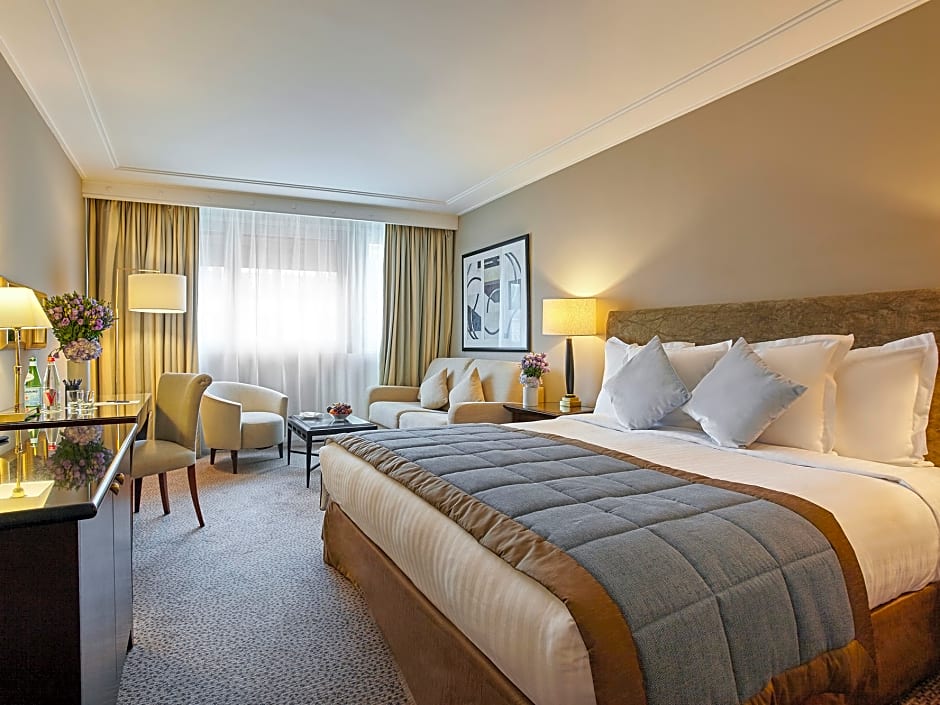 Warwick Paris (Former Warwick Champs-Elysees)