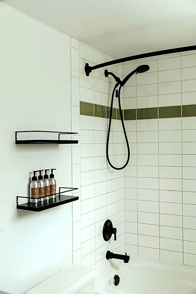 Ukee Peninsula Motel