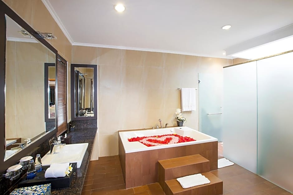 Flamingo Dewata Suite