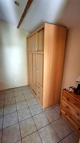 Chalet (5 Adults)
