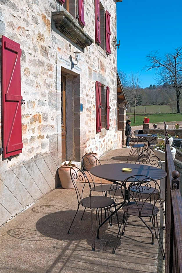 Ecuries de Saint Maurice- Maison d'hôtes de Gondou