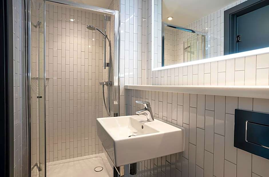 Point A Kensington Olympia