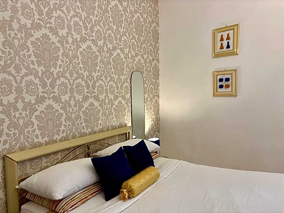 Sophia Boutique Home