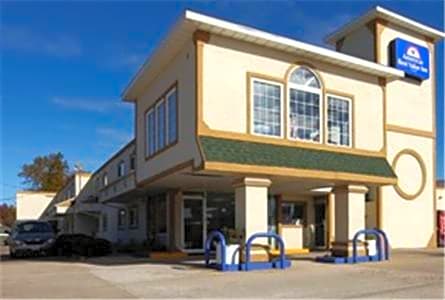 Americas Best Value Inn Macomb
