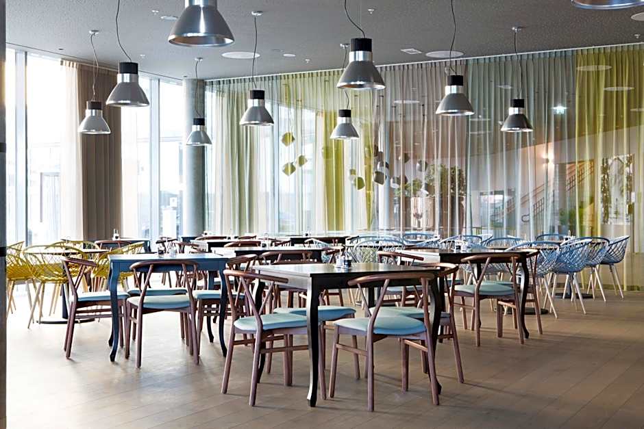 Comfort Hotel Bergen Airport