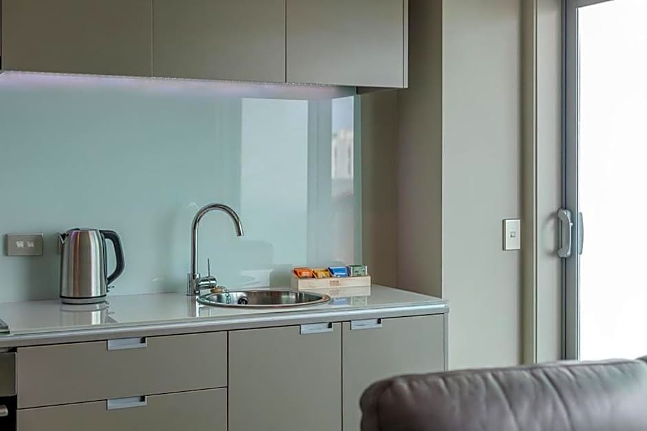 70 Tory Apartment Hotel