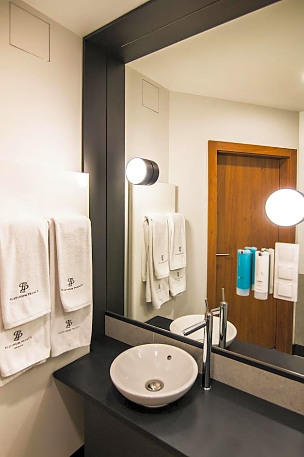 Platinum Palace Residence Boutique Hotel