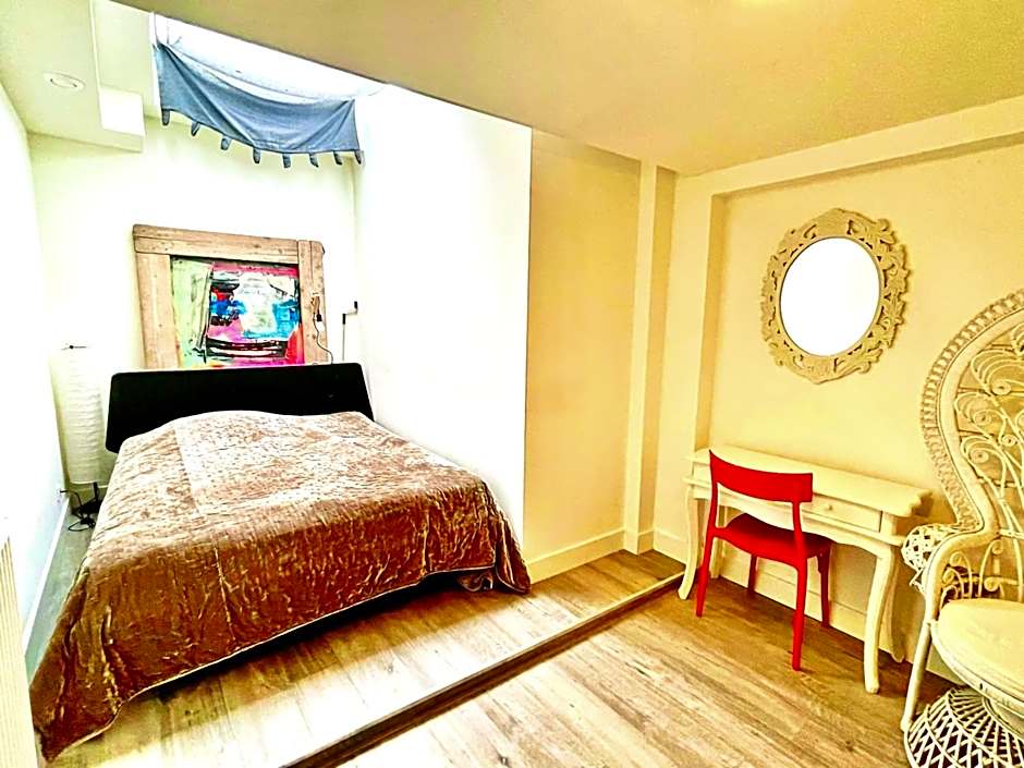 Atelier Raamwerk City Atelier Apartment for Friends and Families 125m2!