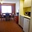 La Quinta Inn & Suites by Wyndham Coral Springs University Drive