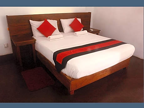 AC Deluxe Double Room