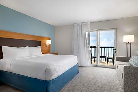 Premium King Studio with Sofa Bed