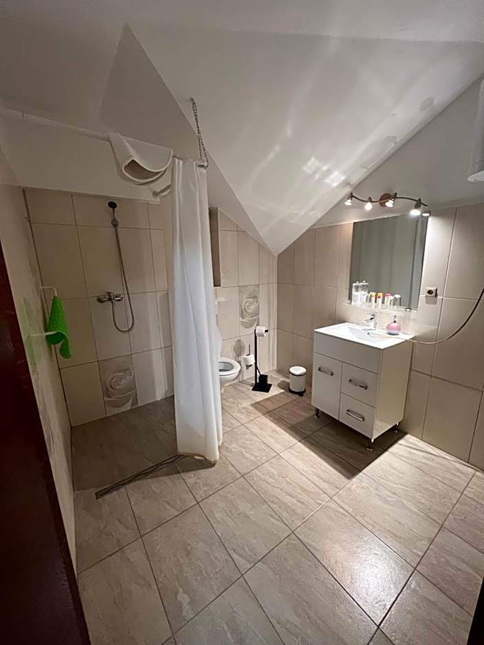 Buzál-Mórocza Pincészet és Szálláshely