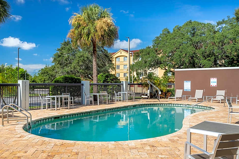 Holiday Inn Tampa North By IHG