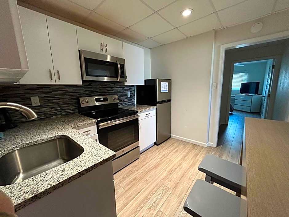 Esplanade Suites - A Sundance Vacations Property