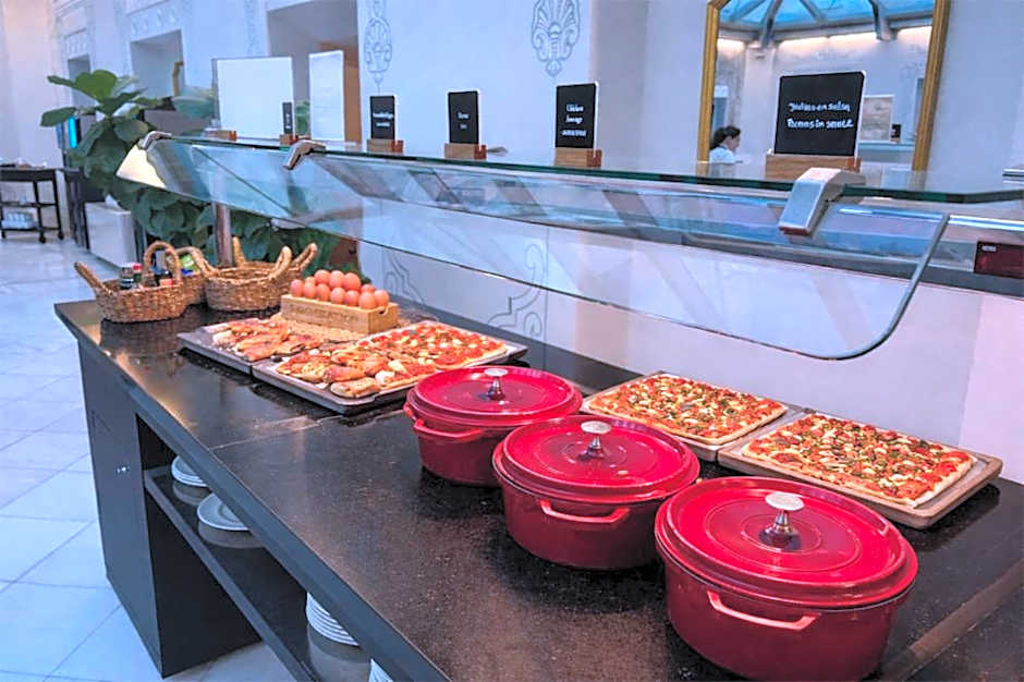 Oriente Atiram Hotel