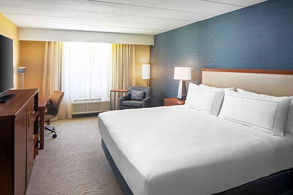 DoubleTree by Hilton Ann Arbor North