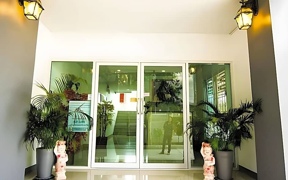 At Ease Residence Suvarnabhumi