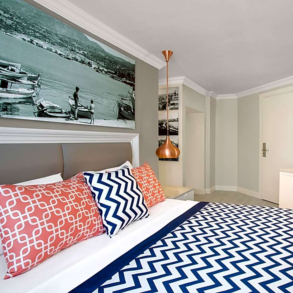 Paloma Marina Suites - Adult Only