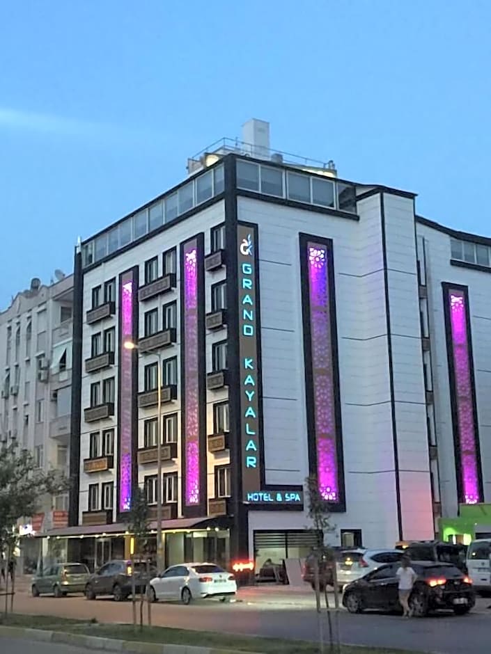 hotel grand kayalar