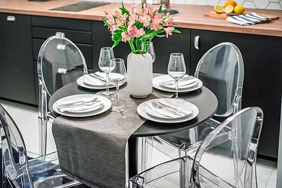 SERENITY Aparthotels - Old Town Poznan by Friendly Apartments