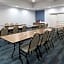 La Quinta Inn & Suites by Wyndham Burleson