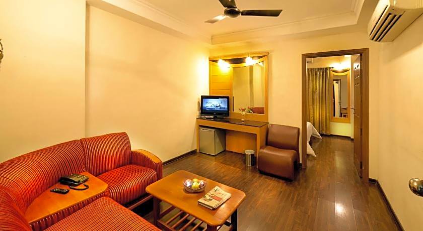 Plaza Inn Business Hotel