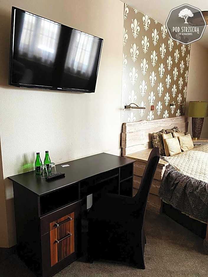 Dom Wypoczynkowy "Pod Strzechą" w Giewartowie