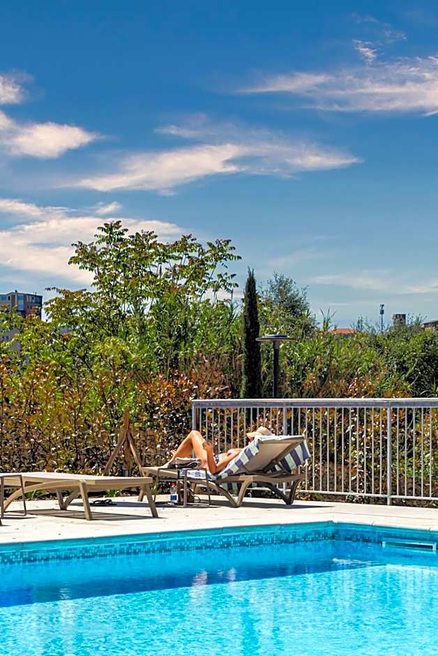Guild Siena Senior Resort & Residence
