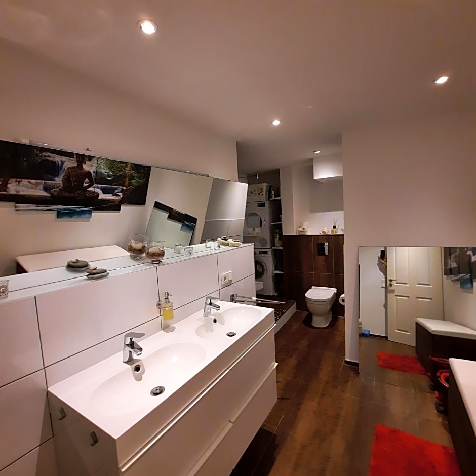 ROOMS in SHARED HOUSE SAARBRUCKEN Center