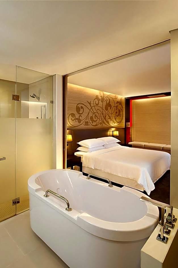 Grand Richmond Stylish Convention Hotel