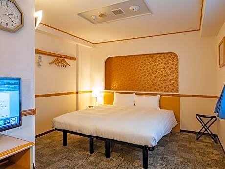 King Room - Non-Smoking