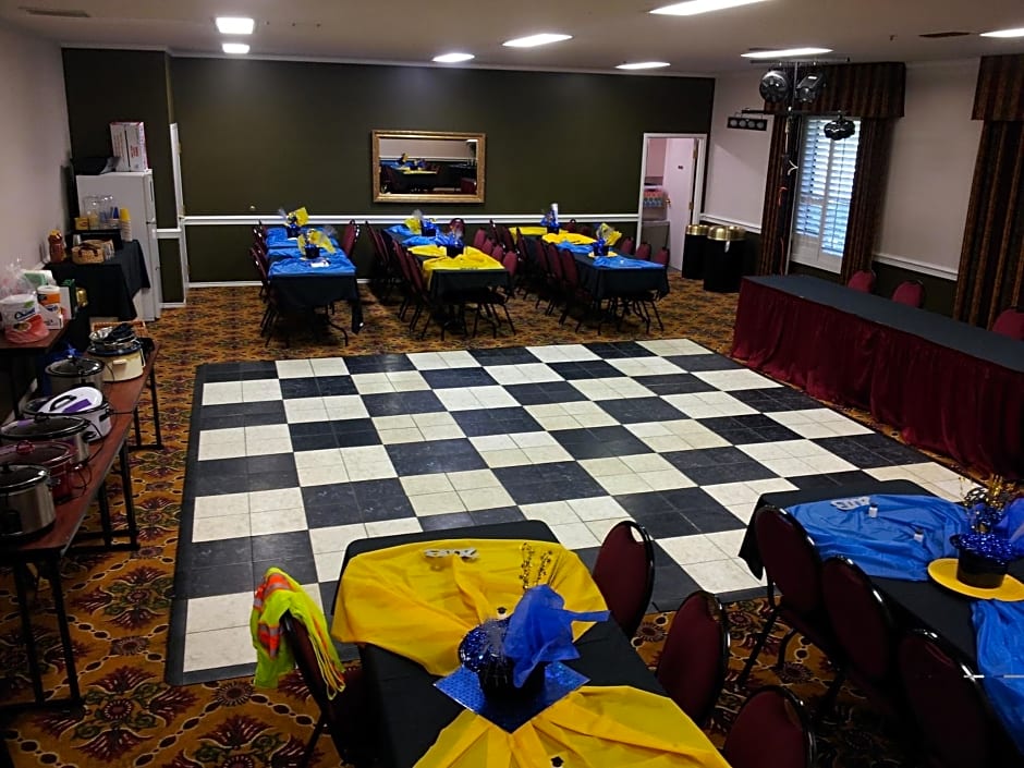 Ashmore Inn And Suites Lubbock