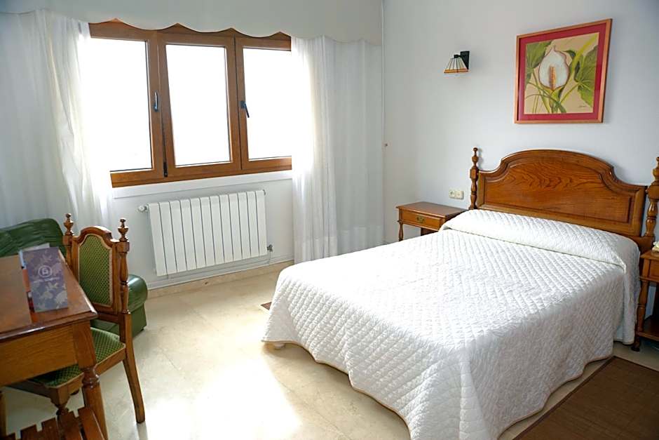 Hotel Serantes