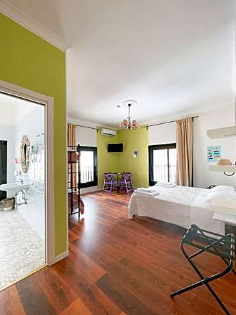 Large Double Room