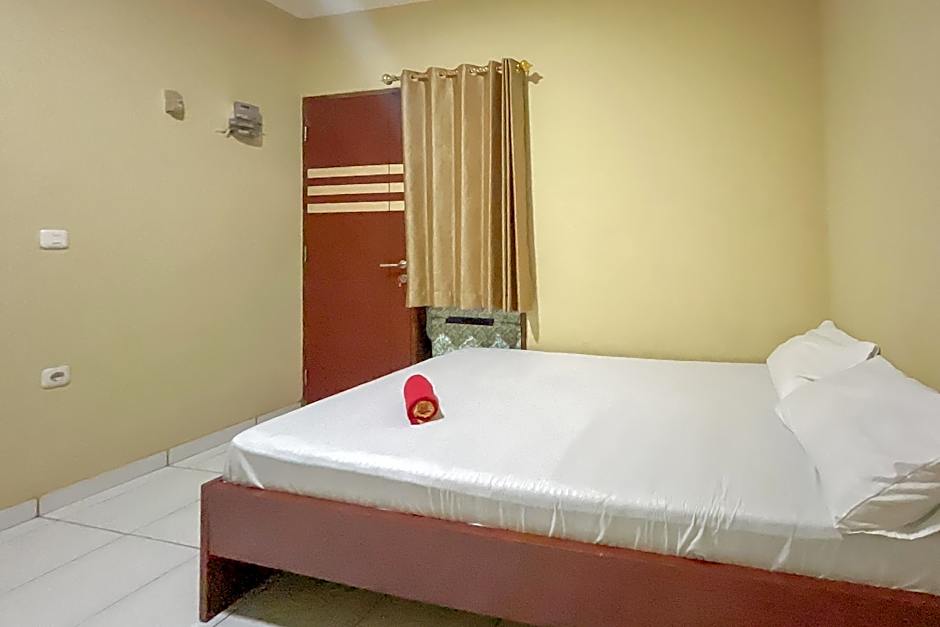 RedDoorz near Tegalega Park 2