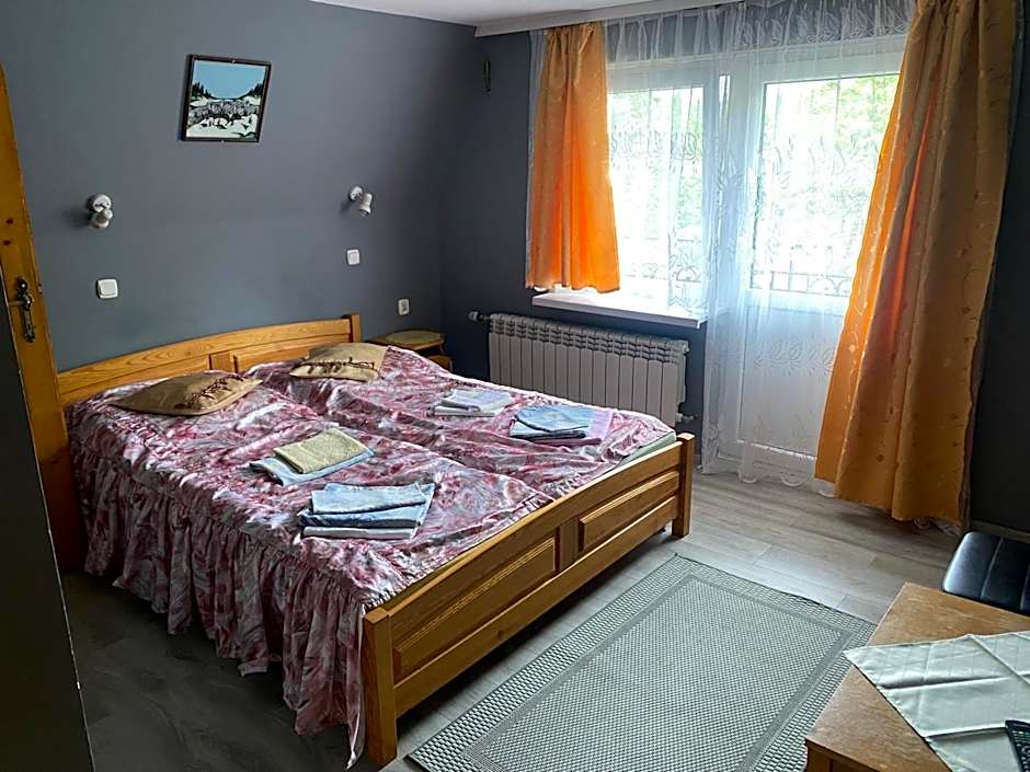 Wynajem Pokoi gościnnych Jaś i Małgosia