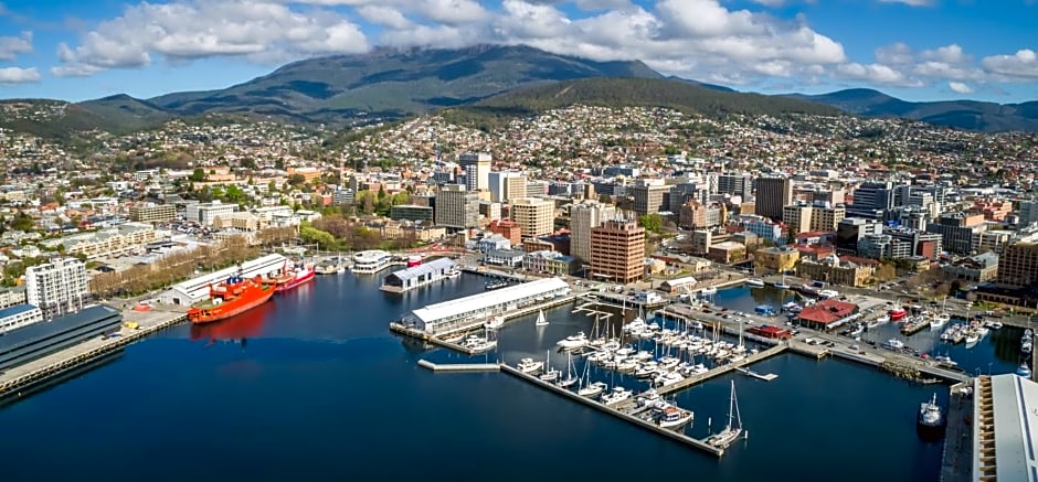 Somerset on the Pier Hobart