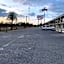 Travelers Inn