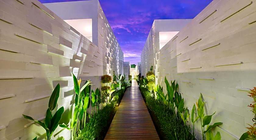 The Daha Luxury Villa