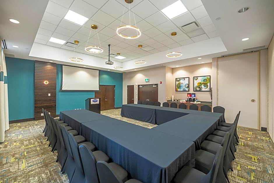 Hampton Inn By Hilton Winnipeg Airport