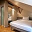 Opera Hotel