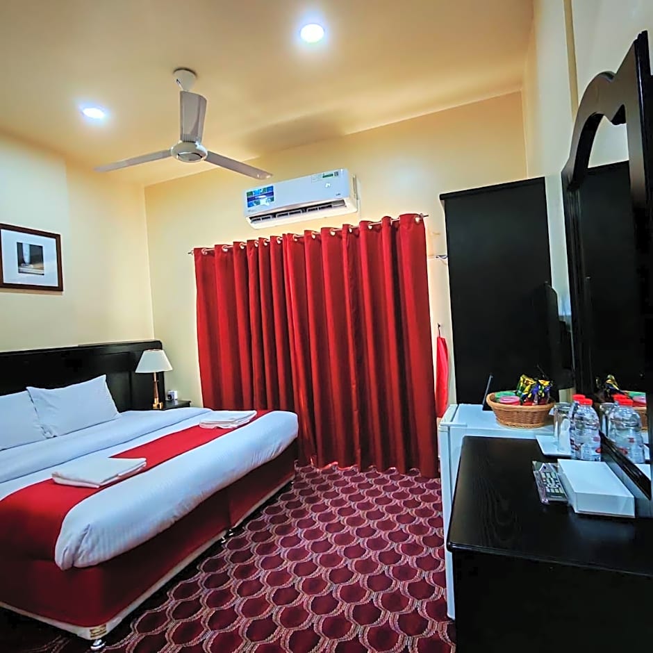 Dana Hotel