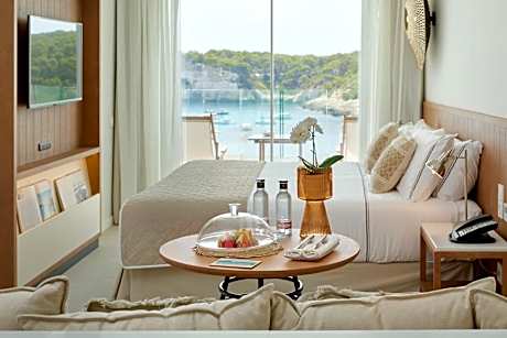 Junior Suite The Level Cala Galdana View