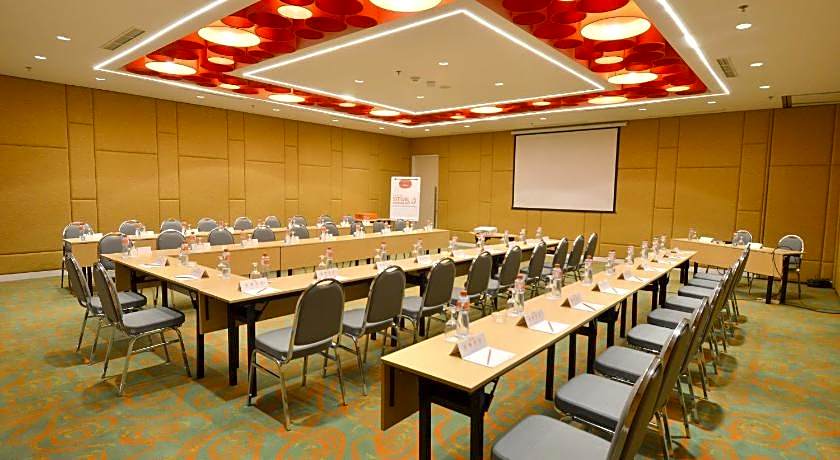 Harris Hotel And Conventions Denpasar Bali