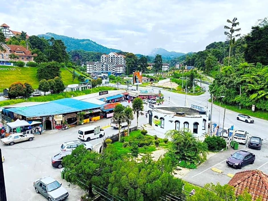 BRICKS Cameron Hostel