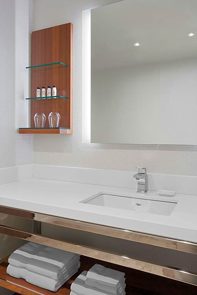 Delta Hotels by Marriott Trois Rivieres Conference Centre