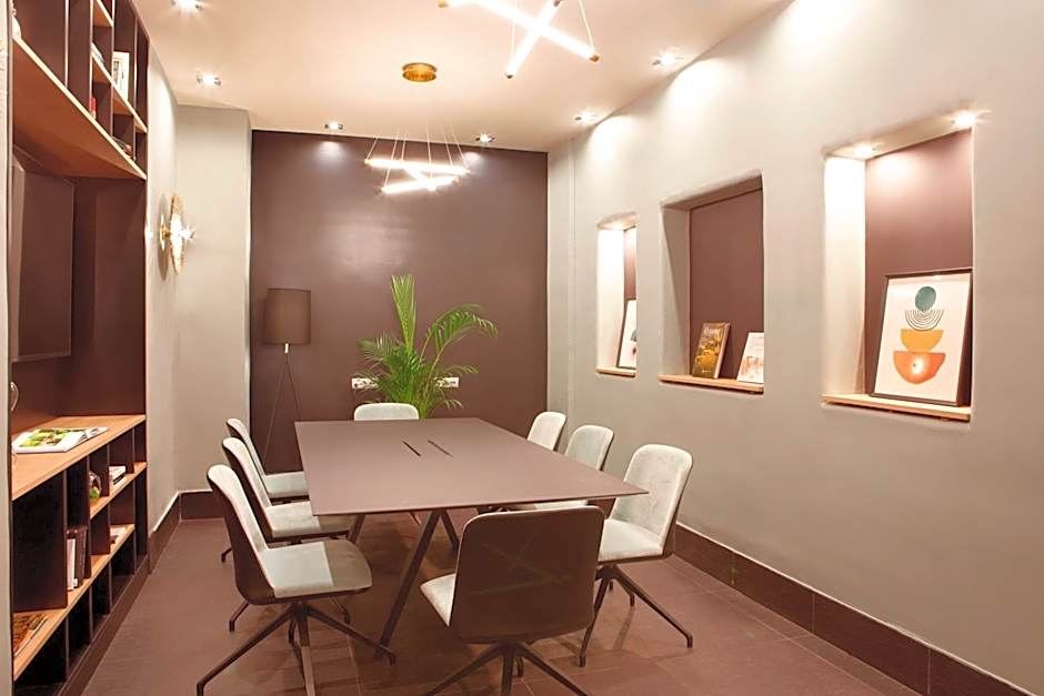 Central Hotel, Trademark Collection by Wyndham